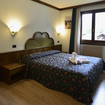 Hotel Quadrifoglio Pinzolo Kültér fotó