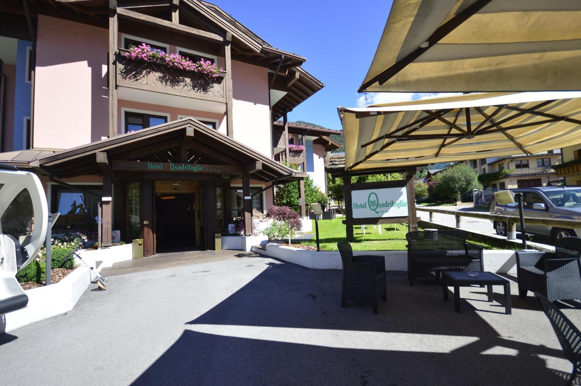 Hotel Quadrifoglio Pinzolo Kültér fotó