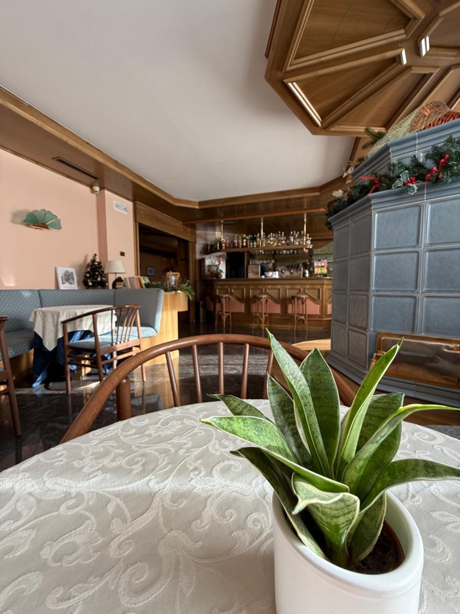 Hotel Quadrifoglio Pinzolo Kültér fotó