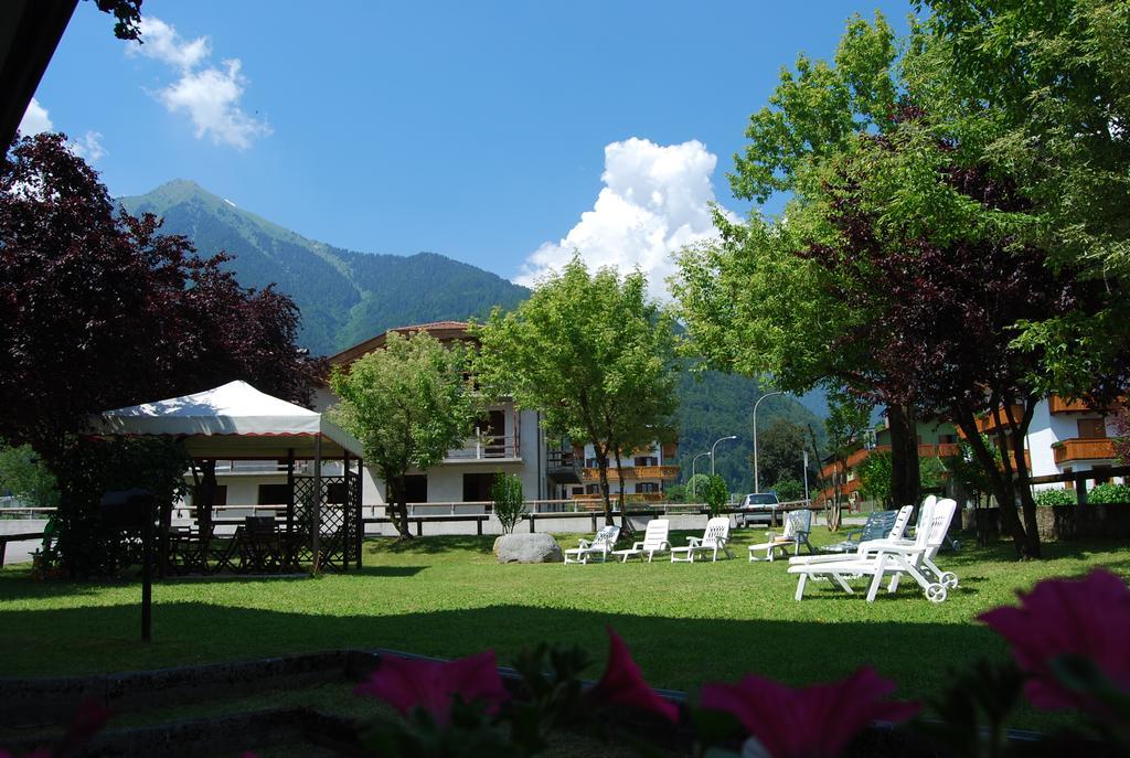 Hotel Quadrifoglio Pinzolo Kültér fotó